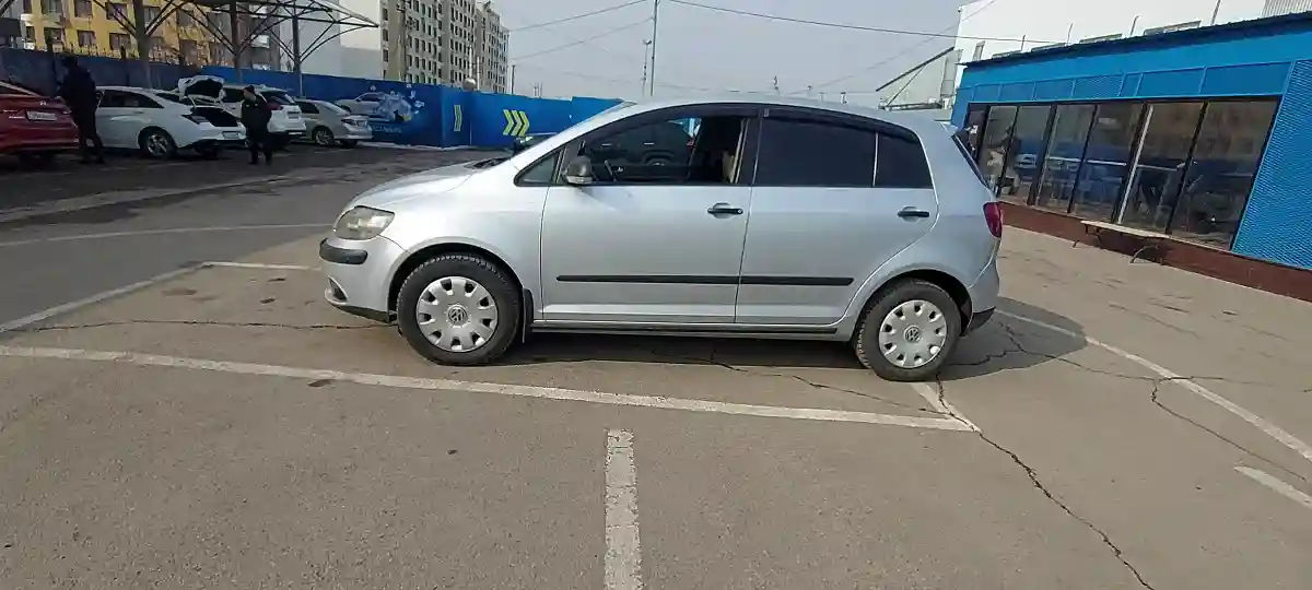 Volkswagen Golf Plus 2008 года за 4 000 000 тг. в Алматы