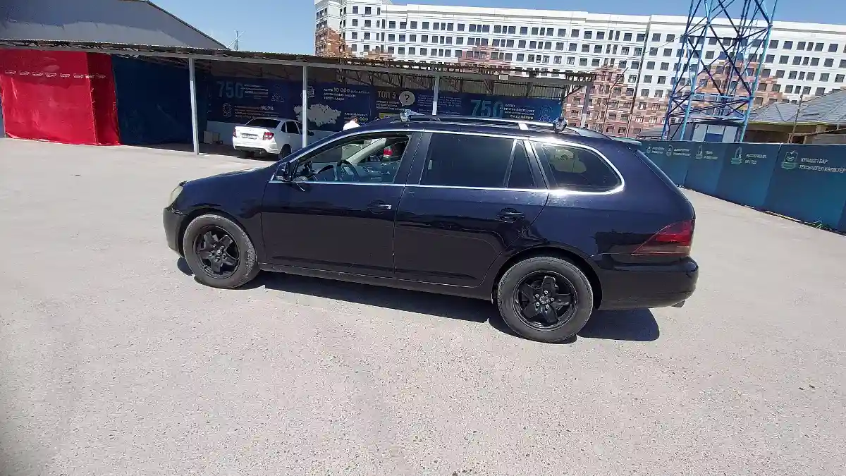 Volkswagen Golf 2010 года за 3 090 000 тг. в Шымкент