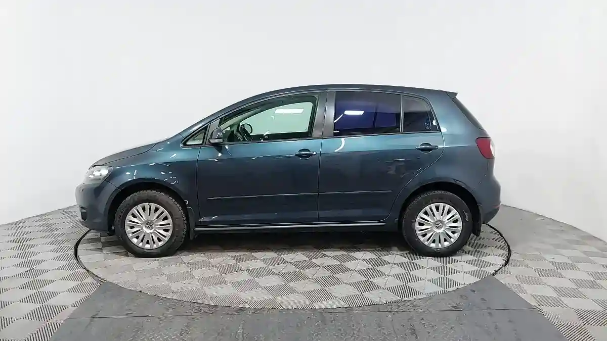 Volkswagen Golf Plus 2010 года за 4 720 000 тг. в Астана