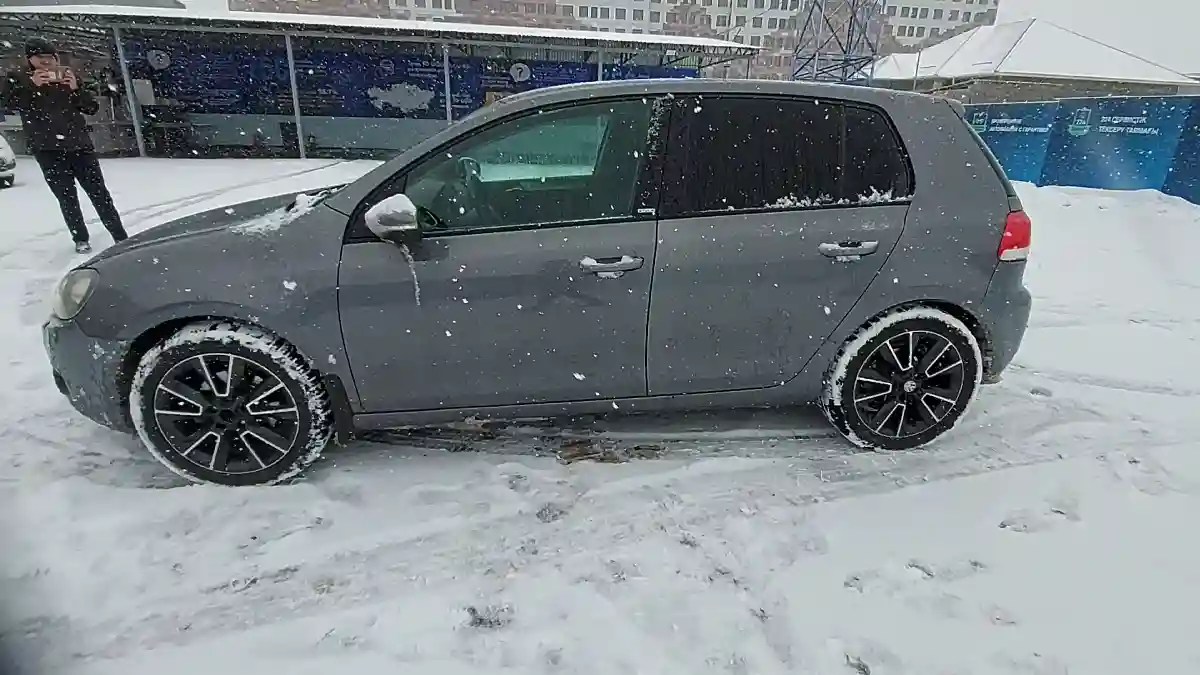 Volkswagen Golf 2012 года за 6 500 000 тг. в Шымкент