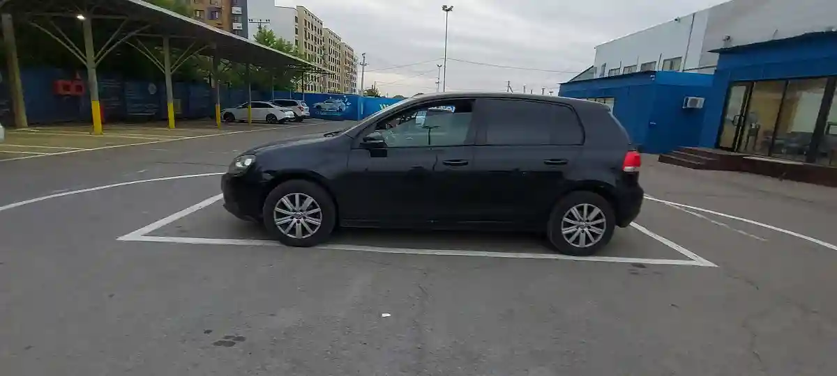 Volkswagen Golf 2012 года за 4 000 000 тг. в Алматы