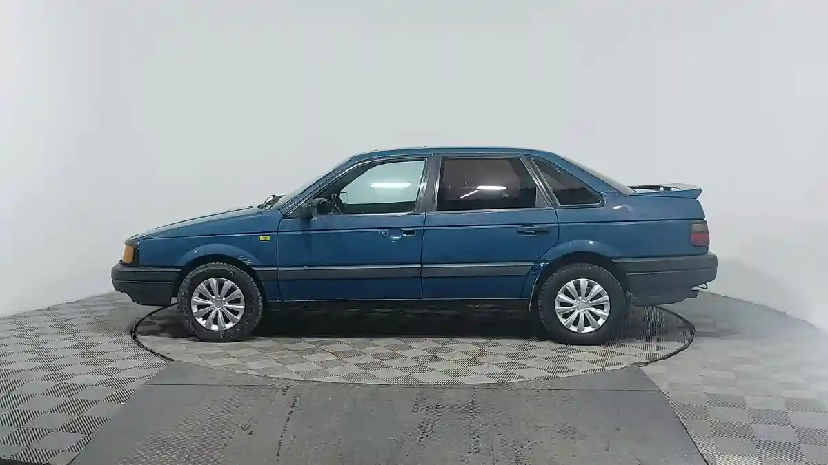 Volkswagen Passat 1989 года за 670 000 тг. в Астана