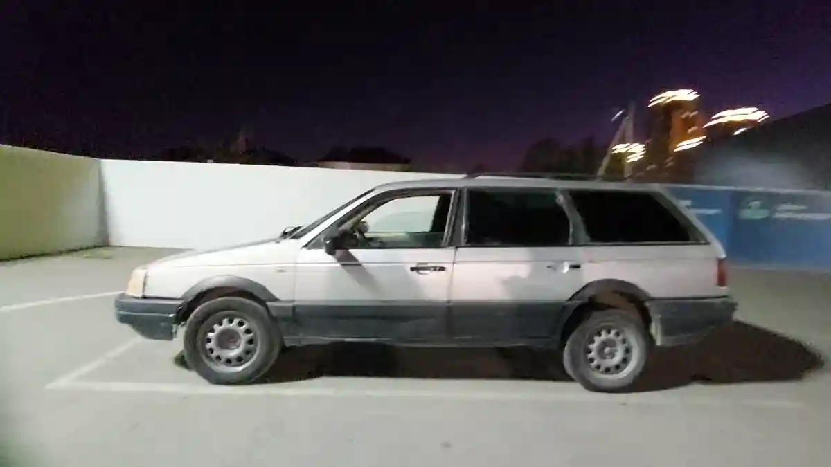 Volkswagen Passat 1988 года за 500 000 тг. в Шымкент