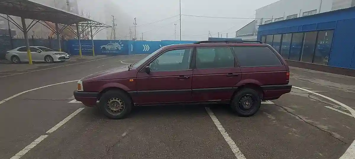 Volkswagen Passat 1988 года за 750 000 тг. в Алматы