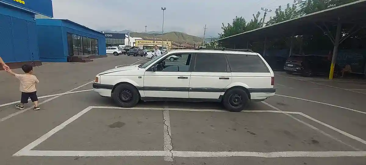 Volkswagen Passat 1990 года за 1 000 000 тг. в Алматы