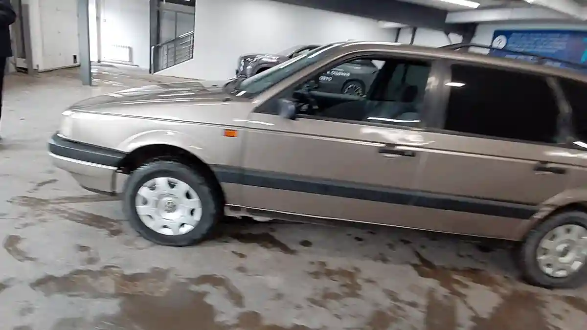 Volkswagen Passat 1991 года за 1 500 000 тг. в Астана