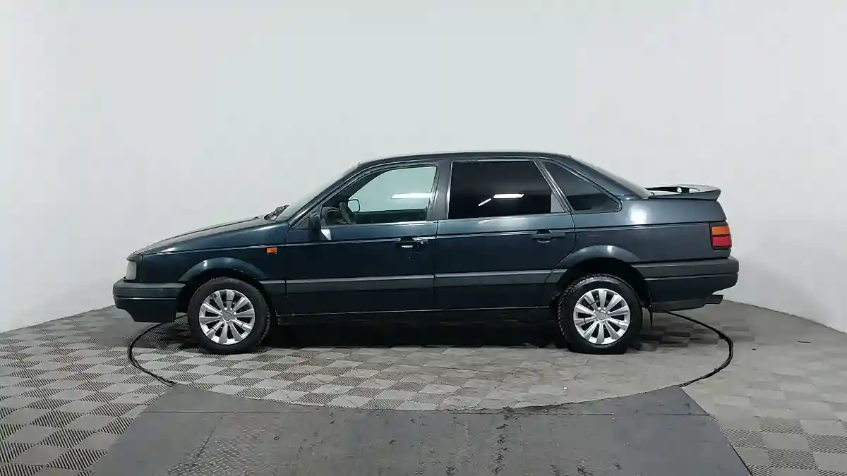 Volkswagen Passat 1992 года за 850 000 тг. в Астана