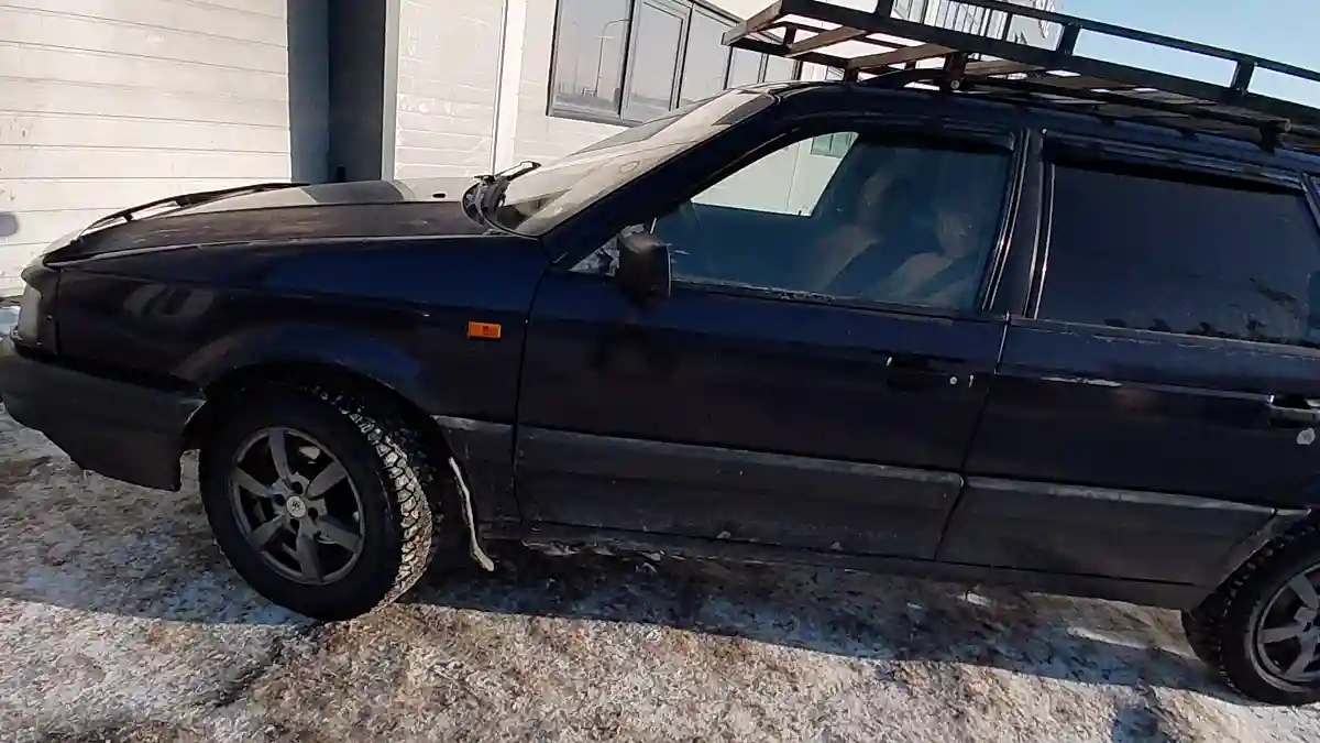 Volkswagen Passat 1992 года за 700 000 тг. в Астана