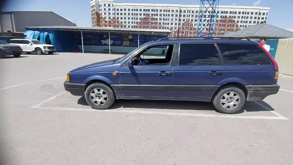 Volkswagen Passat 1993 года за 1 500 000 тг. в Шымкент