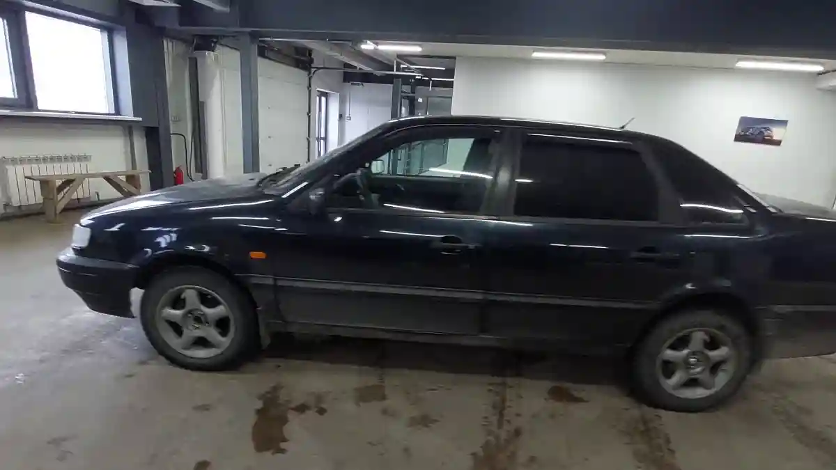 Volkswagen Passat 1994 года за 2 000 000 тг. в Астана