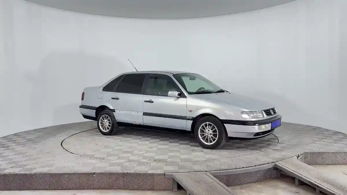 Volkswagen Passat 1996 года за 1 490 000 тг. в Караганда