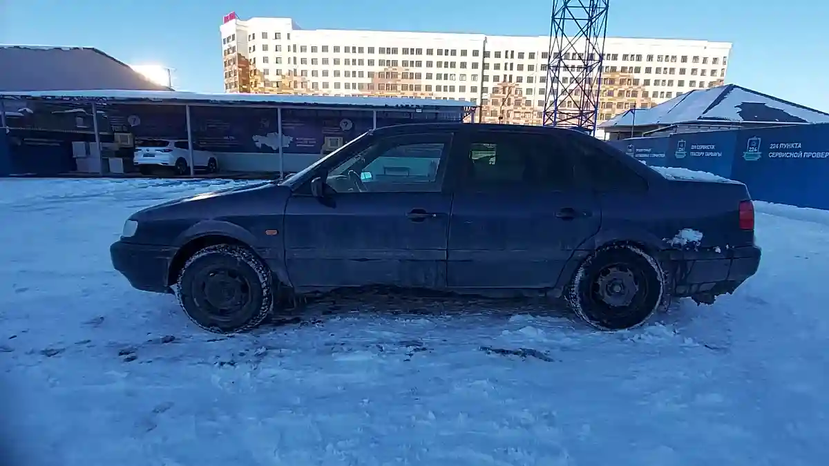 Volkswagen Passat 1996 года за 930 000 тг. в Шымкент