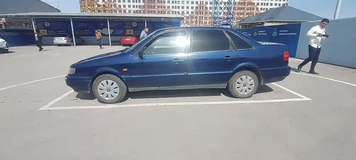 Volkswagen Passat 1996 года за 1 600 000 тг. в Шымкент