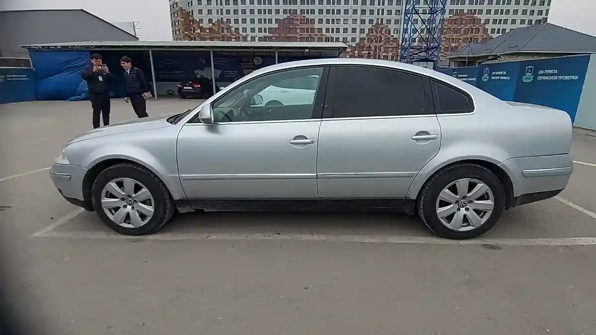 Volkswagen Passat 2005 года за 3 000 000 тг. в Шымкент