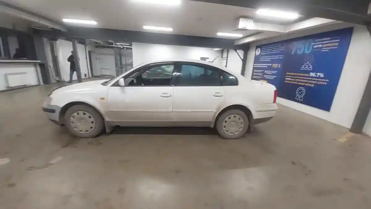 Volkswagen Passat 1997 года за 2 500 000 тг. в Астана