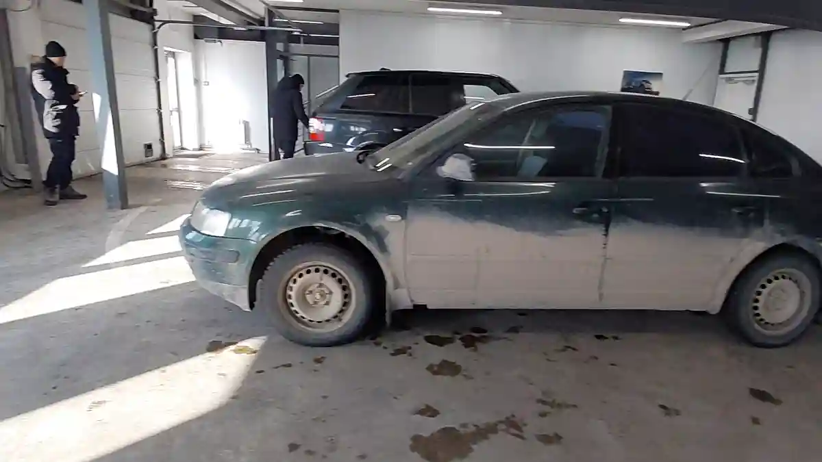 Volkswagen Passat 1997 года за 1 500 000 тг. в Астана