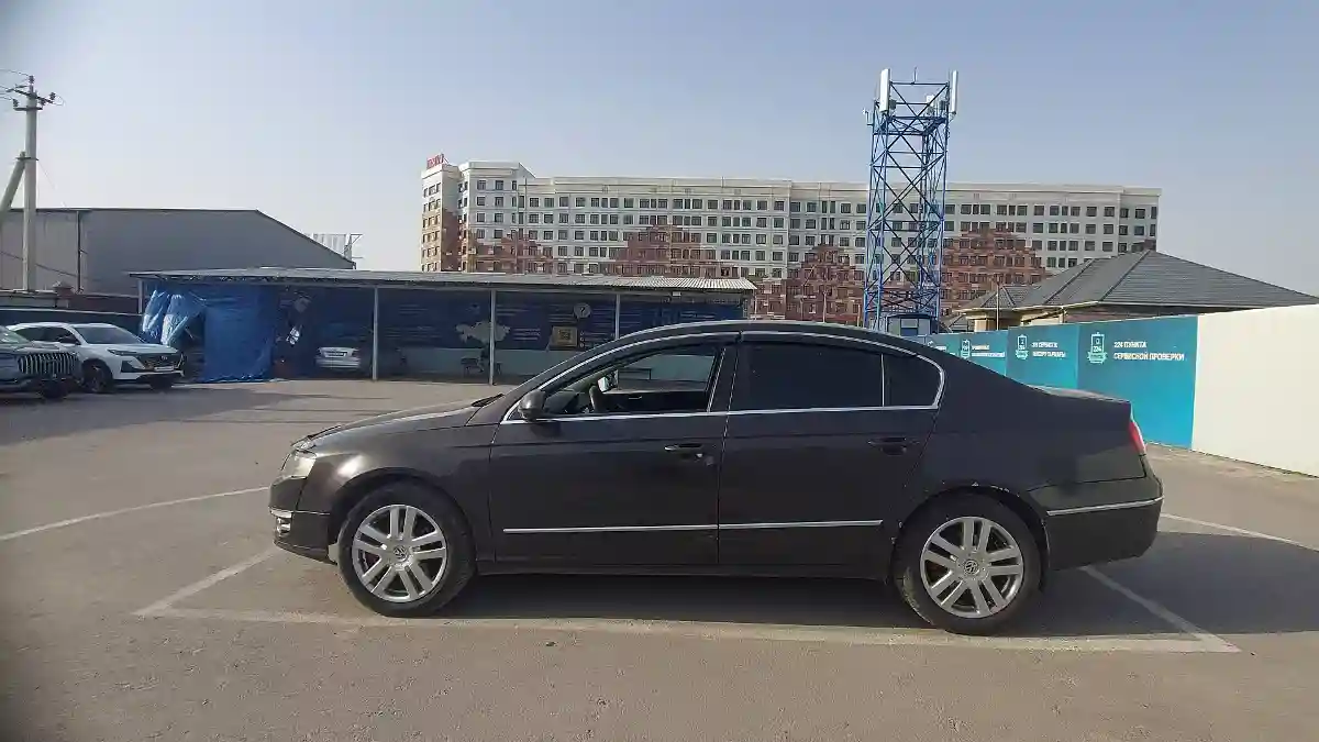 Volkswagen Passat 2005 года за 3 700 000 тг. в Шымкент