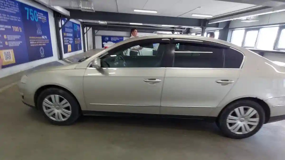 Volkswagen Passat 2008 года за 4 000 000 тг. в Астана