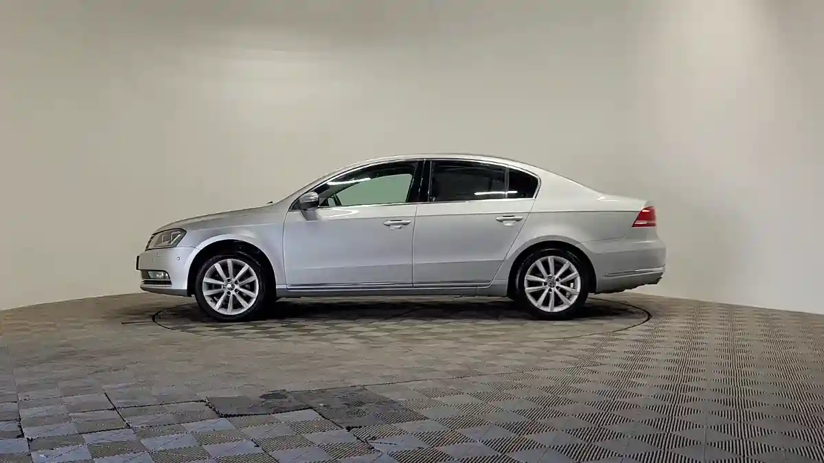 Volkswagen Passat 2011 года за 4 590 000 тг. в Алматы