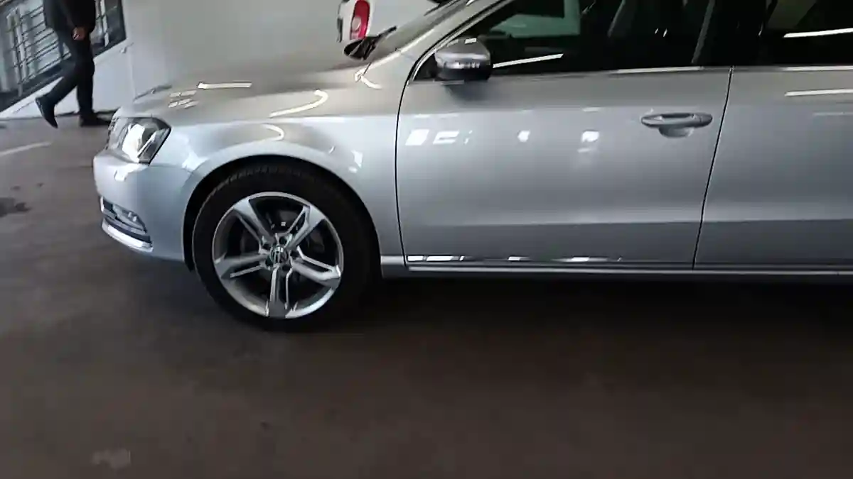 Volkswagen Passat 2011 года за 6 000 000 тг. в Астана