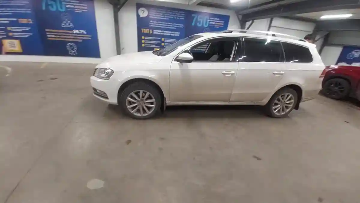 Volkswagen Passat 2012 года за 4 800 000 тг. в Астана