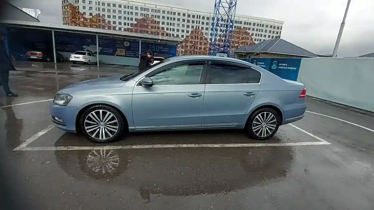 Volkswagen Passat 2013 года за 7 000 000 тг. в Шымкент