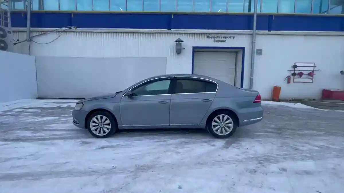 Volkswagen Passat 2012 года за 5 190 000 тг. в Уральск