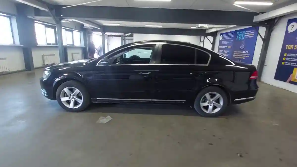 Volkswagen Passat 2013 года за 5 500 000 тг. в Астана