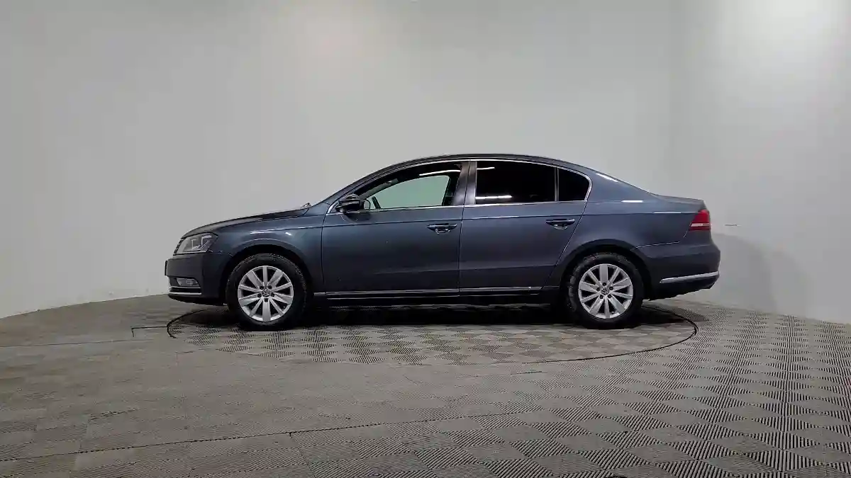 Volkswagen Passat 2013 года за 5 590 000 тг. в Алматы