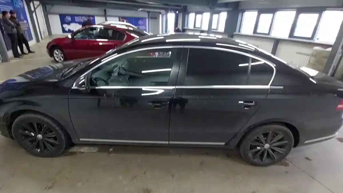 Volkswagen Passat 2014 года за 6 200 000 тг. в Астана