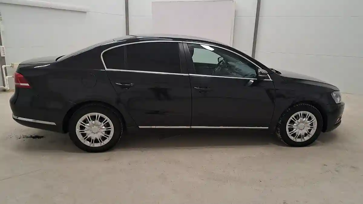 Volkswagen Passat 2014 года за 3 990 000 тг. в Актобе