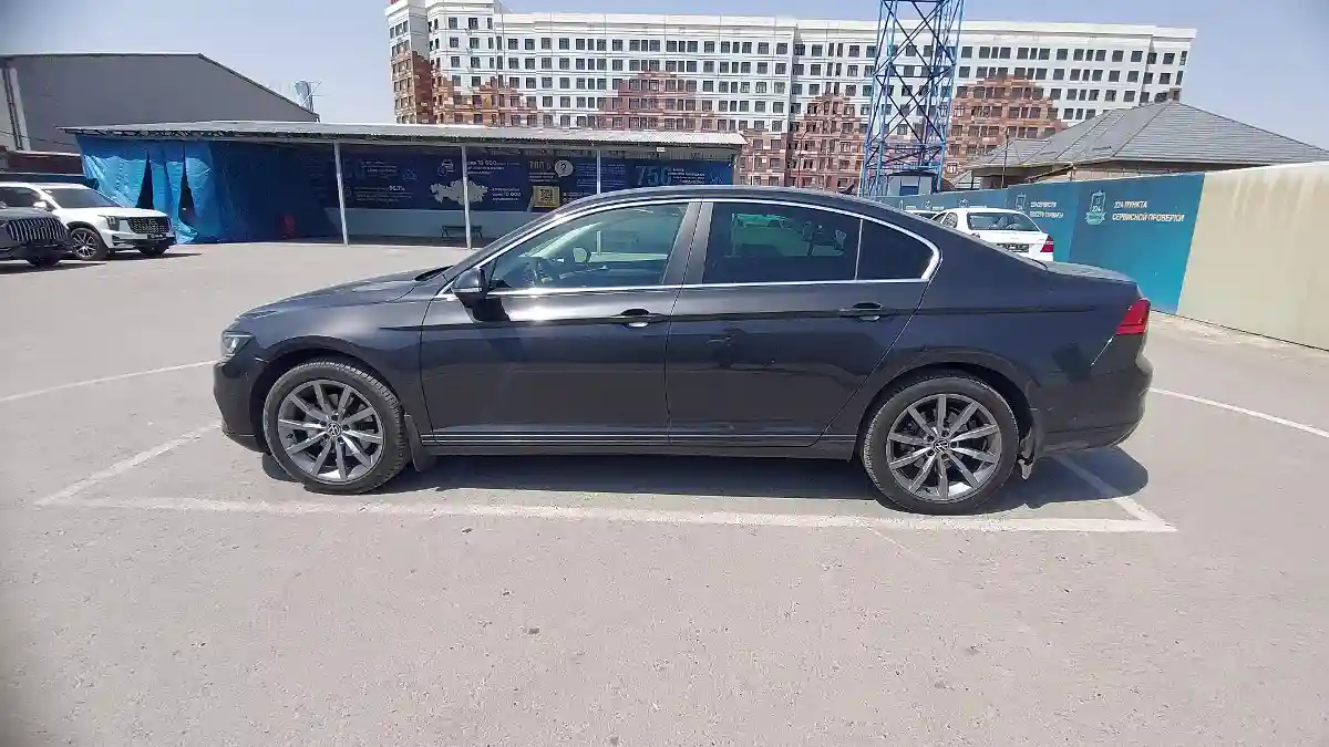Volkswagen Passat 2021 года за 13 500 000 тг. в Шымкент