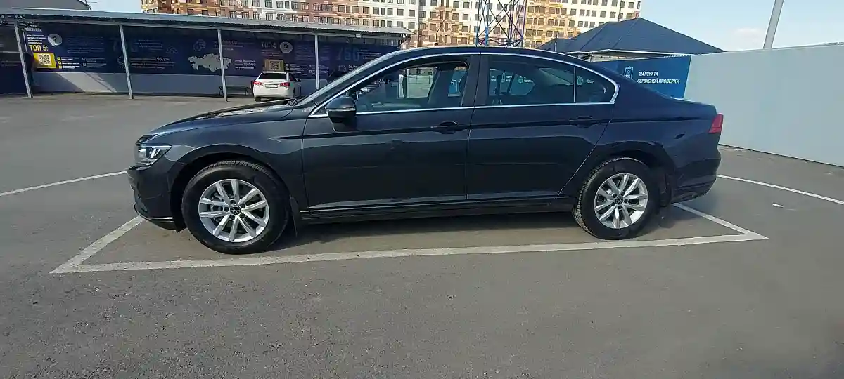 Volkswagen Passat 2022 года за 14 000 000 тг. в Шымкент