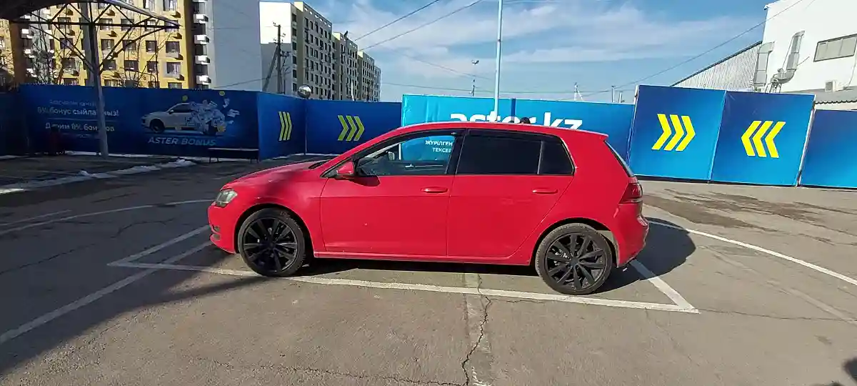 Volkswagen Golf 2014 года за 6 900 000 тг. в Алматы