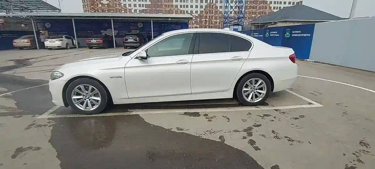 BMW 5 серии 2014 года за 8 000 000 тг. в Шымкент
