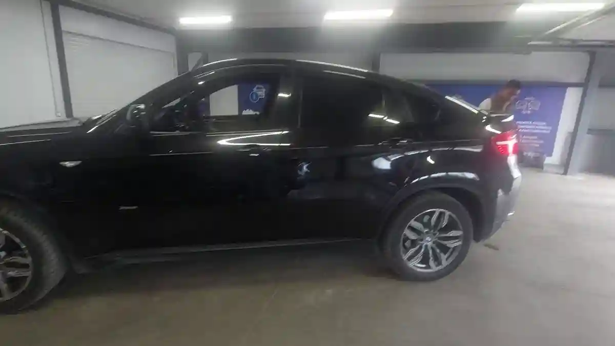 BMW X6 2011 года за 11 000 000 тг. в Астана