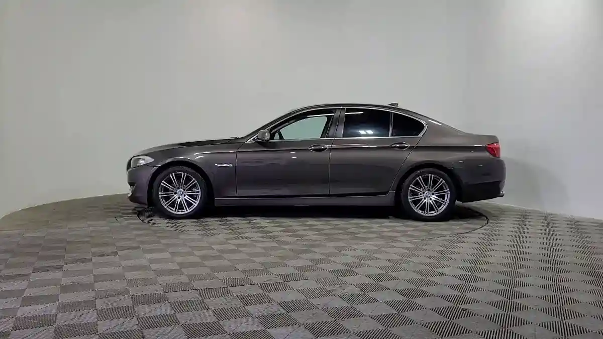 BMW 5 серии 2010 года за 6 300 000 тг. в Алматы