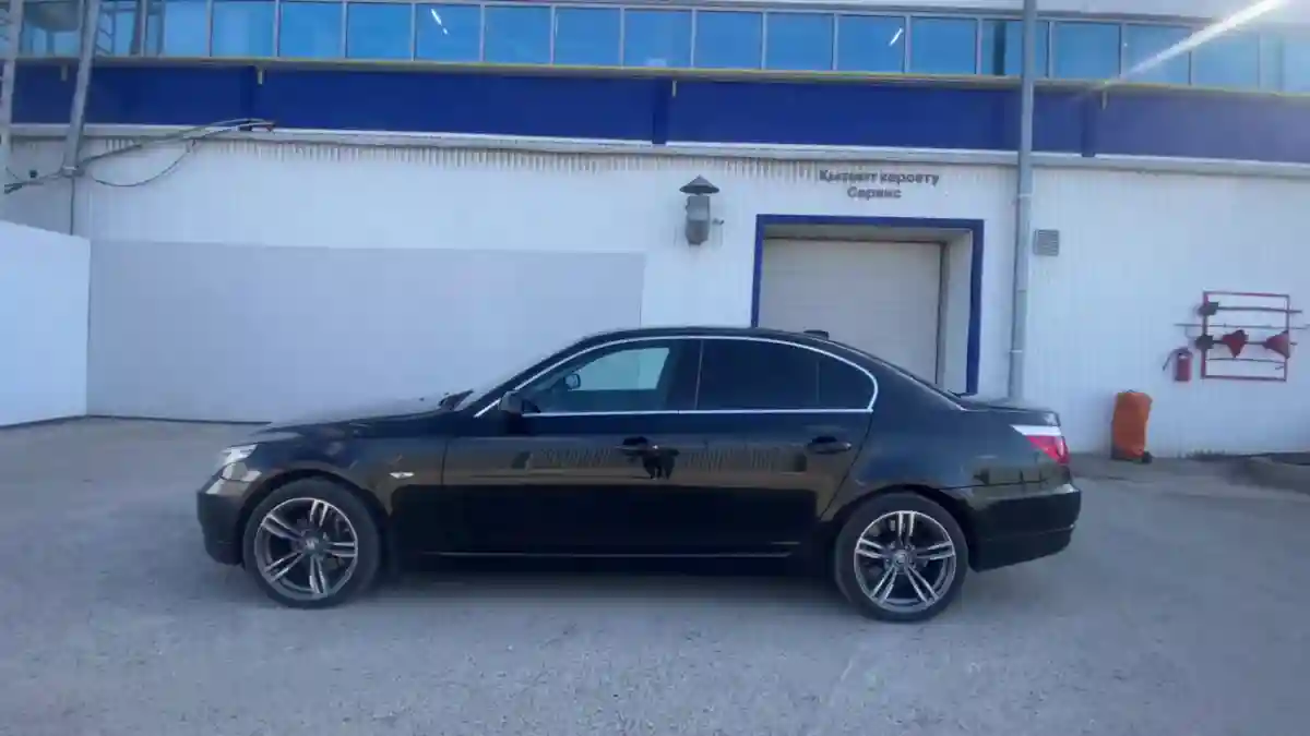 BMW 5 серии 2007 года за 5 790 000 тг. в Уральск