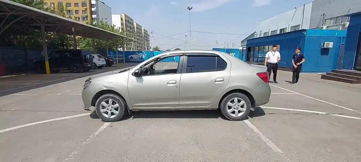 Renault Logan 2015 года за 3 000 000 тг. в Алматы