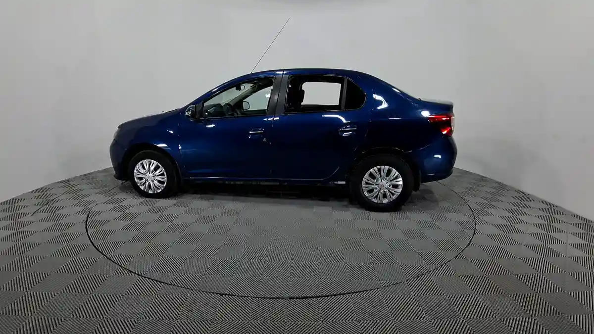 Renault Logan 2014 года за 2 750 000 тг. в Астана