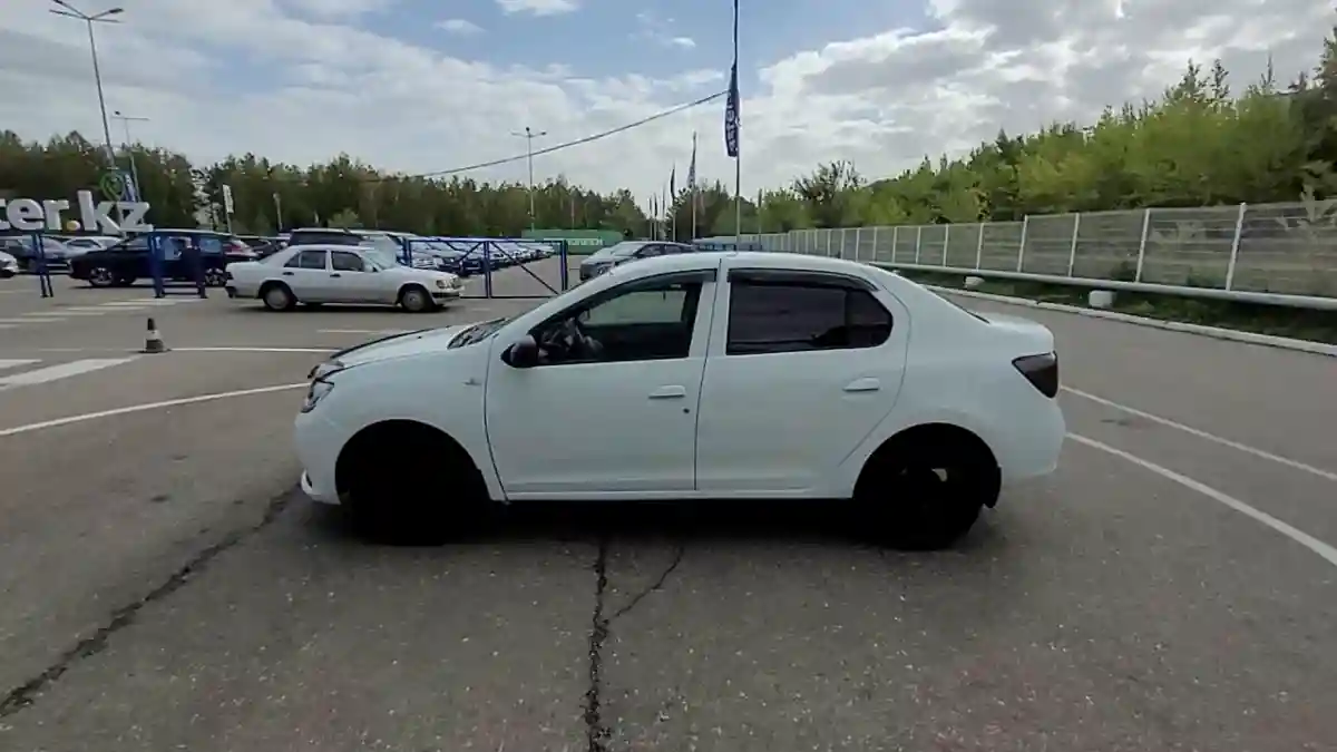 Renault Logan 2014 года за 2 750 000 тг. в Усть-Каменогорск