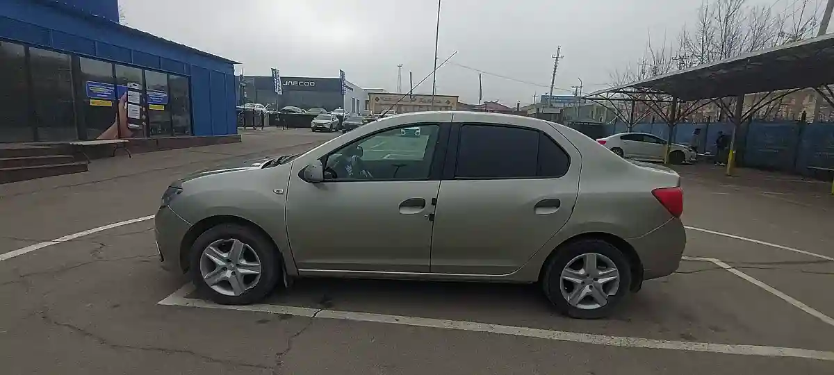 Renault Logan 2015 года за 2 500 000 тг. в Алматы
