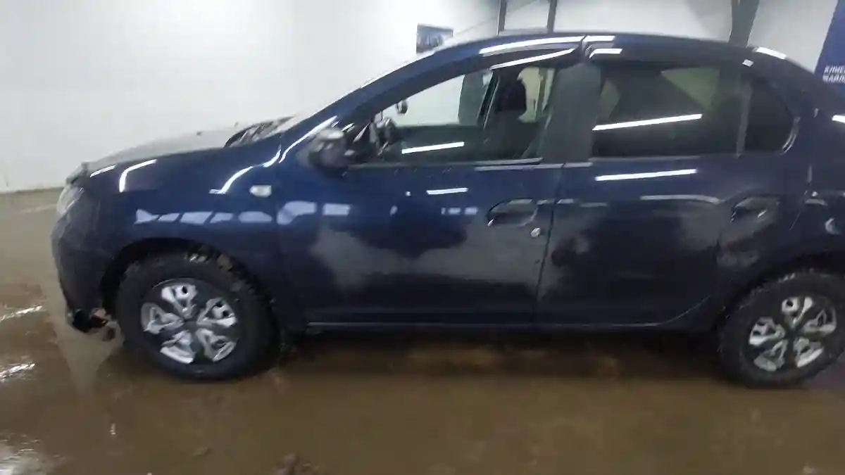 Renault Logan 2015 года за 3 300 000 тг. в Астана