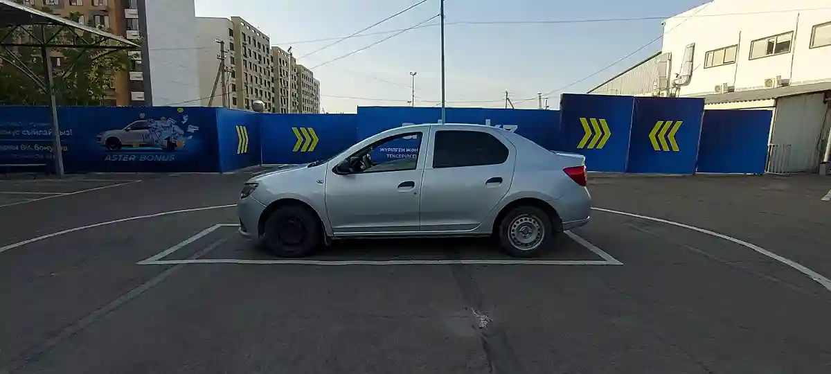 Renault Logan 2015 года за 2 800 000 тг. в Алматы