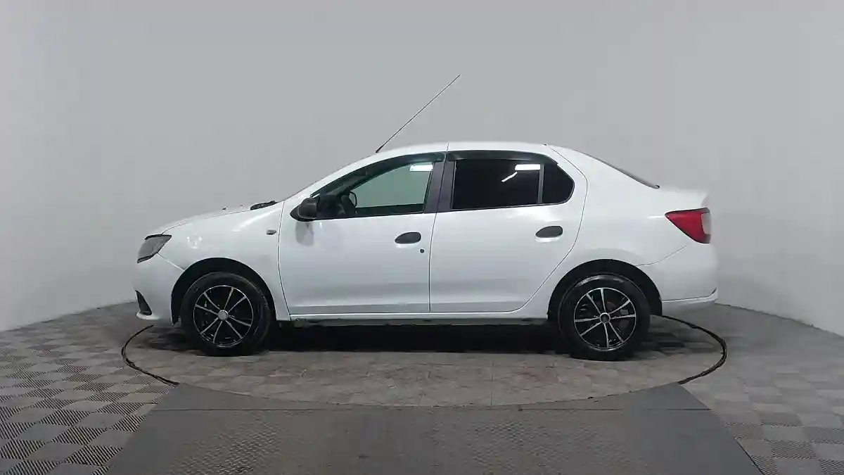 Renault Logan 2015 года за 2 200 000 тг. в Астана