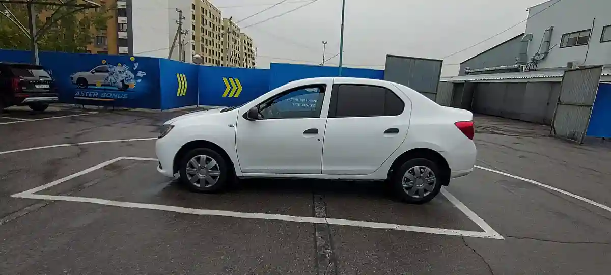 Renault Logan 2015 года за 2 500 000 тг. в Алматы