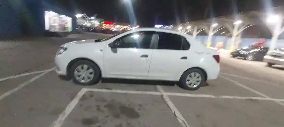 Renault Logan 2017 года за 3 000 000 тг. в Алматы