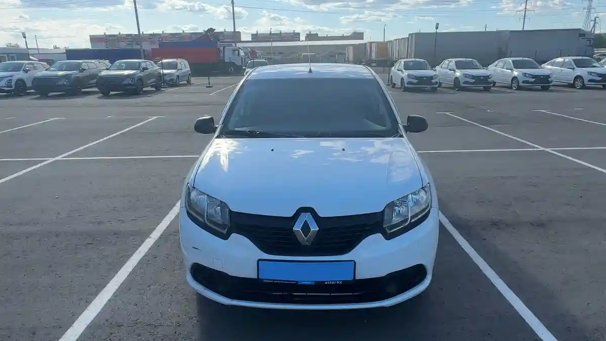 Renault Logan 2018 года за 3 790 000 тг. в Петропавловск