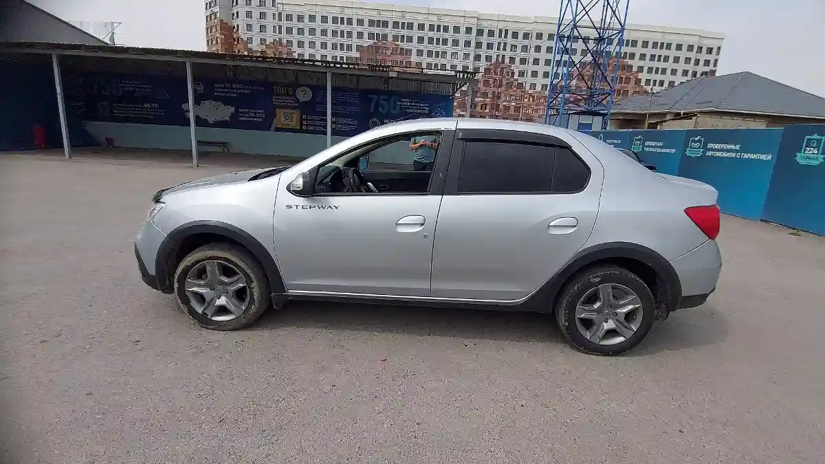 Renault Logan 2021 года за 6 300 000 тг. в Шымкент