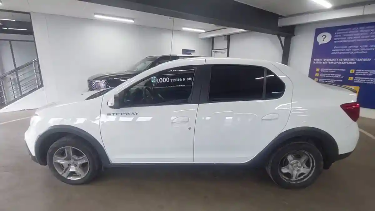 Renault Logan 2021 года за 5 800 000 тг. в Астана